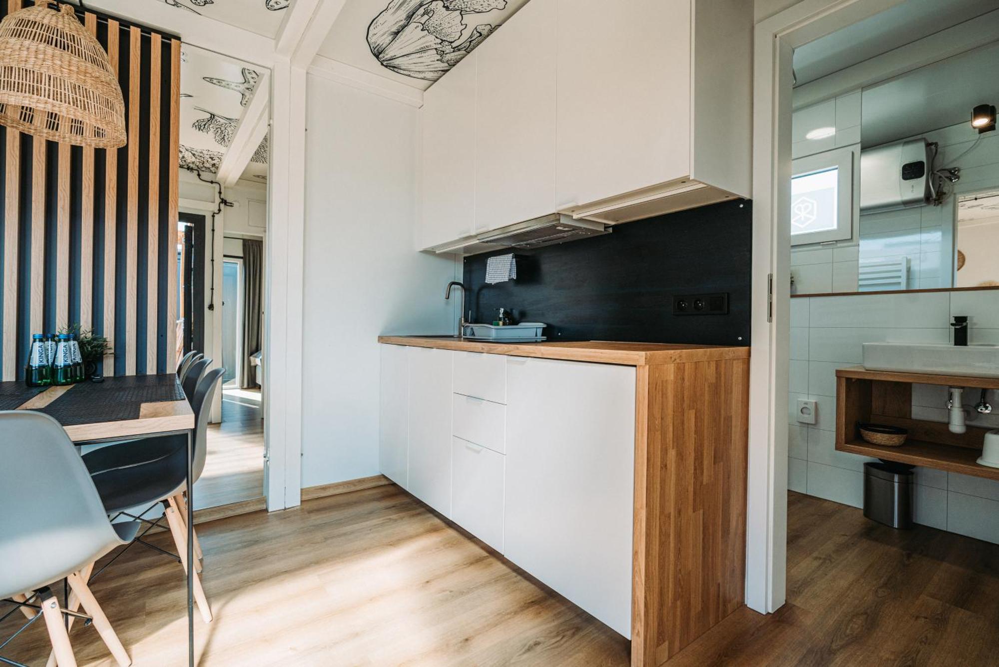 Rresort - Domki Z Krytym I Podgrzewanym Basenem, Sauna, Wifi, Parking W Cenie! 레왈 외부 사진
